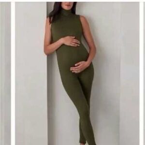 Bumpsuit The Stevie Maternity Unitard in Olive green - Size Small